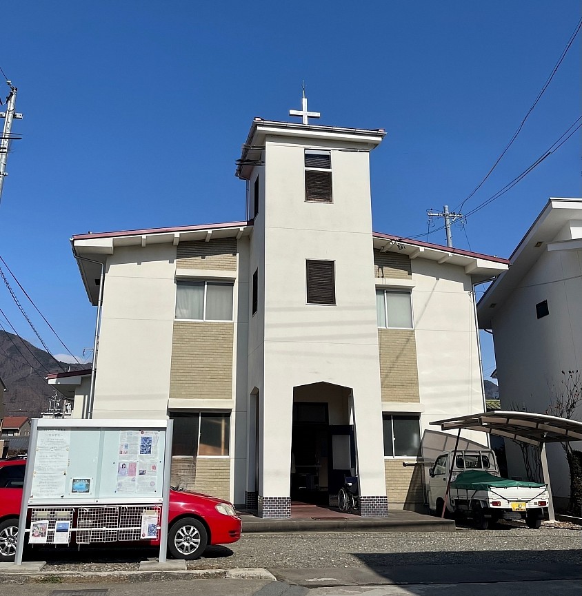 キリスト兄弟団上田教会会堂正面