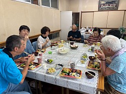 年長者祝福愛餐会